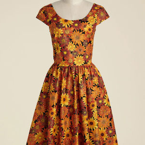Modcloth - Retrolicious Sunflower dress